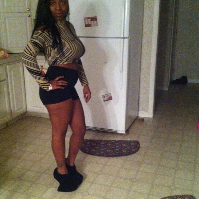 Ms kitty Pretty & Thick follow me & ill follow back #Team : Mary Jane #his sunshine.