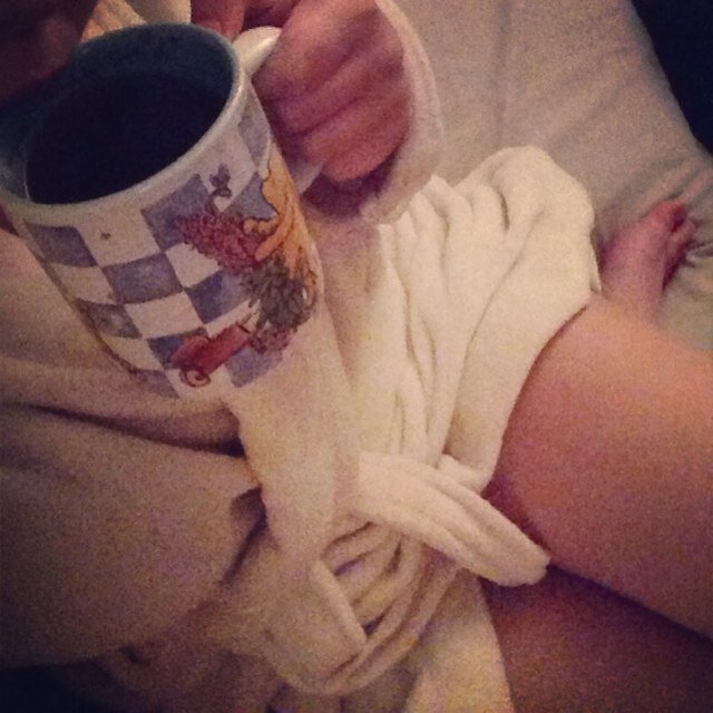 18 år gammel jente med en forkjærlighet for thinspo, snus, lettbrus og klassisk musikk. Kan trigge.