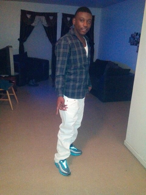 All my niggas get money bitch kusx we da money team.....OAKHOLLOW