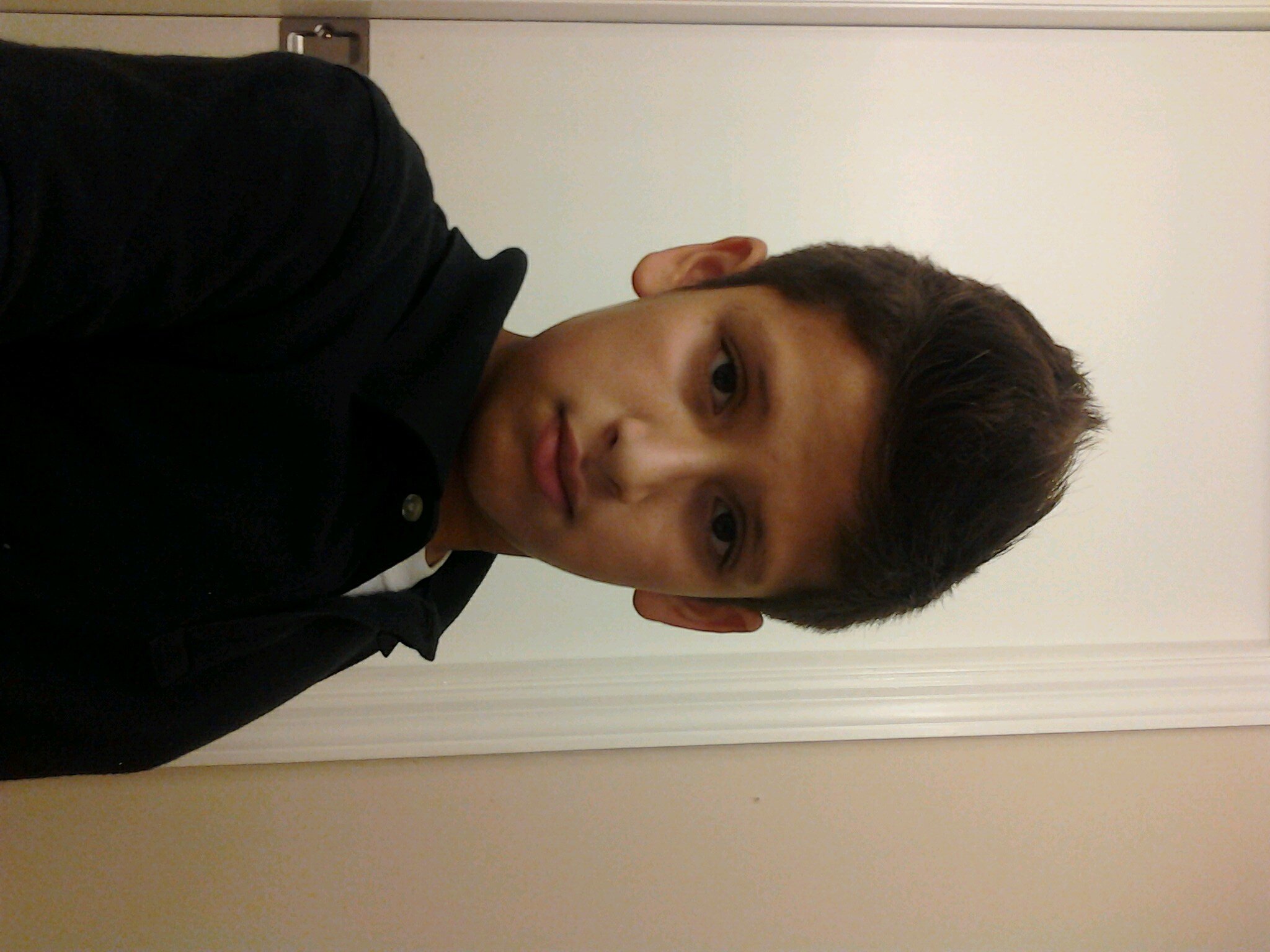 follow me in instagram @ASVP_Muffin320 follow me n ill follow u :)