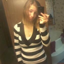 Hi I'm Sara. almost 21. I have a beautiful daughter Elizabeth who is my world :)