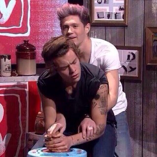 ♡Not all heros wear capes♡0/5♡