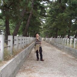 神奈川生まれの、神奈川育ち。みかんのようにのんびり穏やかに優しく育ちました！　もうミドルエイジになりました。カラオケ・ピアノ・ライブ参加で生きていることを実感します～♪80・90年代の音楽を主に好んで聴きます♪　ツイッターは、閲覧のみで、リツイートの仕方等分かりませんので悪しからずご了承下さい。