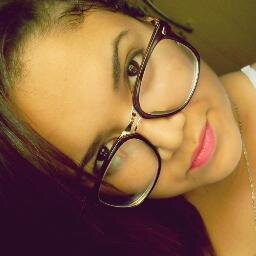 Alguns procuram a felicidade, outros a constroem.