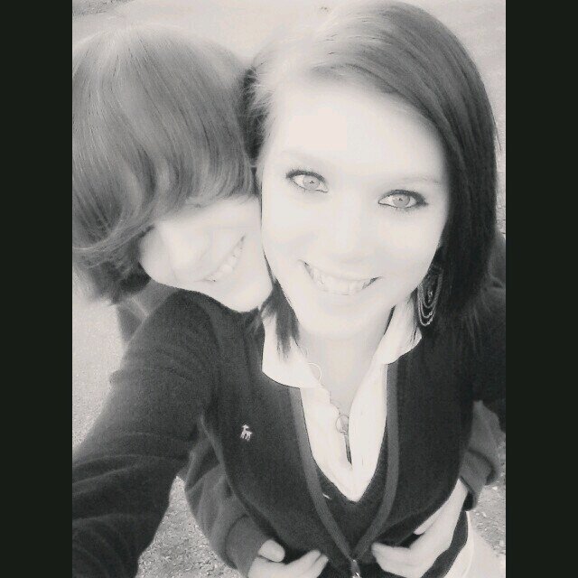 Im Happily Engaged (:! im a Sophmore in High school♥ Christianity I Love God ♥