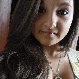 Ela usa bota e chapéu, vive nesse mundo campeiro, é do tipo sem frescura, gosta mesmo é de Tião Carreiro.♞Ω♘