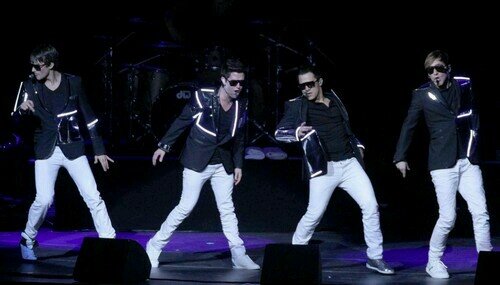 ✿Todas las frases y Divertidos Gifs del Programa ,Las Canciones y En General de @bigtimerush Aqui las encontraras  Mi otra cuenta: @natis_henderson ✿ ¡Smile!