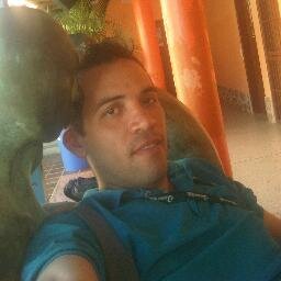 Trabajador, buena persona y responsable. Y amante de la buena comida la de mi casa jajajaja