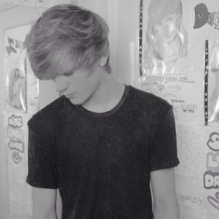 The official Indonesian fanbase account of @DanielJWorld. Daniel follows on September 30. #AlienMeerkats