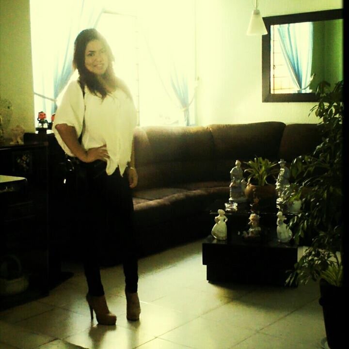 vr_abi's profile picture. Celosa Cariñosa Enamorada