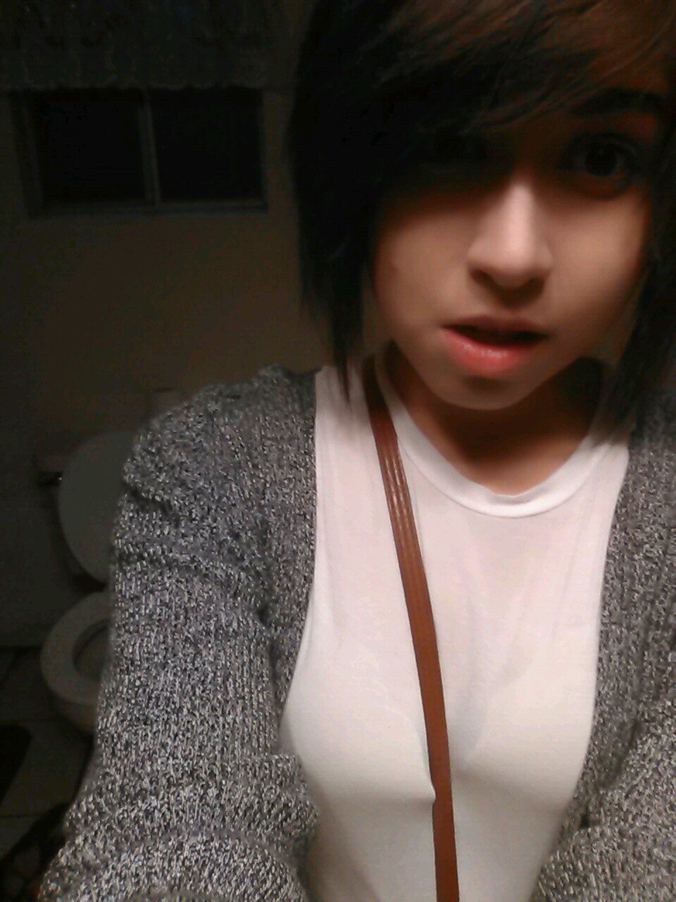 thaniakinsweur's profile picture. 