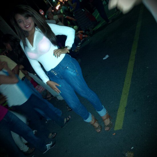 Si no te Caigo bien ps ve & chingaa ɑ Tu Puta Madre!! :D