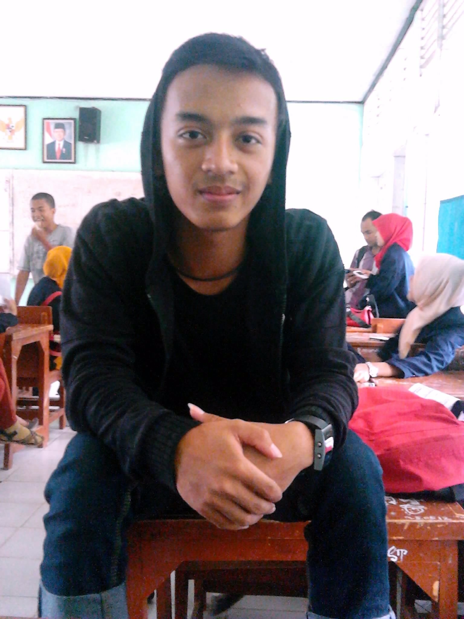 Twitter gw error, Ng-Retweet sendiri tweet gkk penting..
; :@ ;