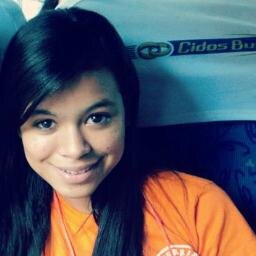 A Priiincesinha que não Nasceeu
Para ficar preza no casteelo, Maaiss Sim para
Enfrentar A realidade Com a Cabeça Eguiida ~ ♥
Me segue amore!