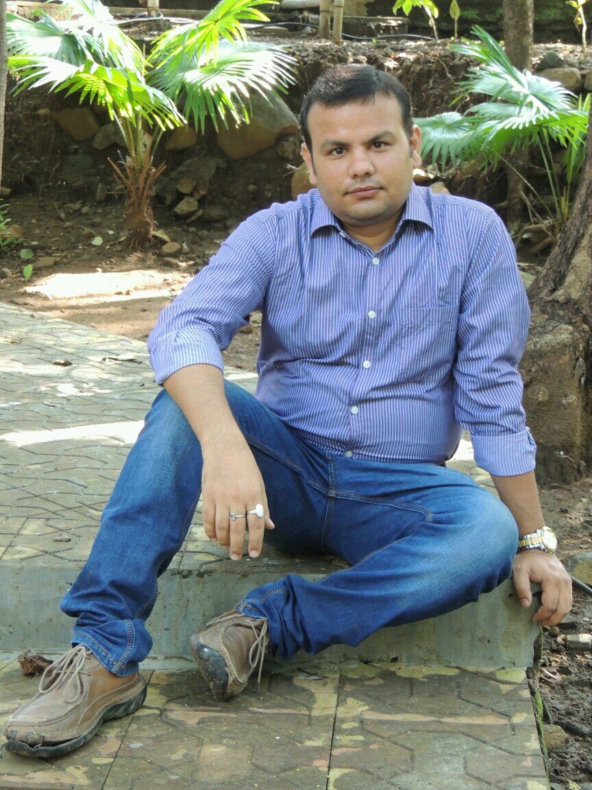 Family Man, ❤️ traveling, Engineer, Fan of Narendra Modi..