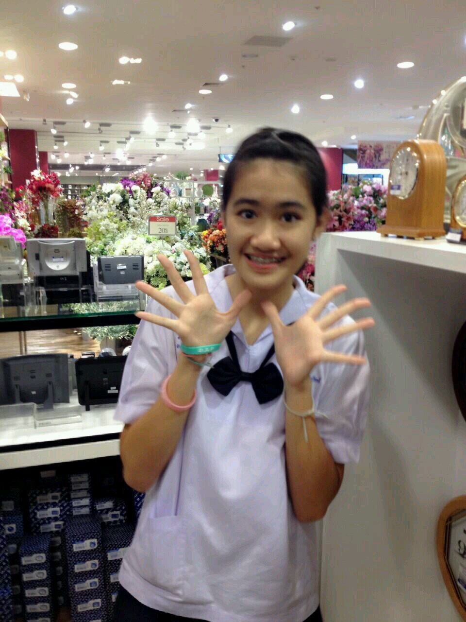 สาวY ตัวเล็กๆ