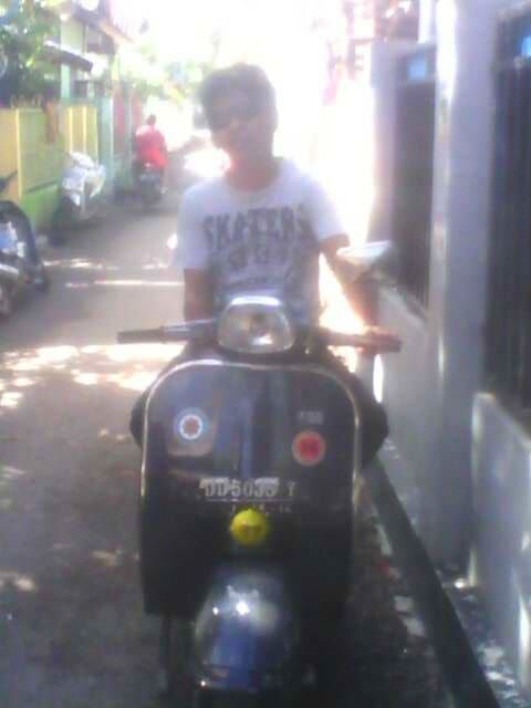 choey10's profile picture. 