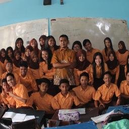 classtinine's profile picture. ClassTiNine. SMAN 2 Mataram. 
2013-2016