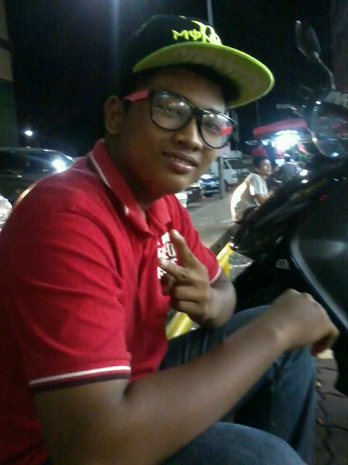 apit_shapiq's profile picture. 