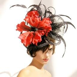Moda en tocados y sombrero