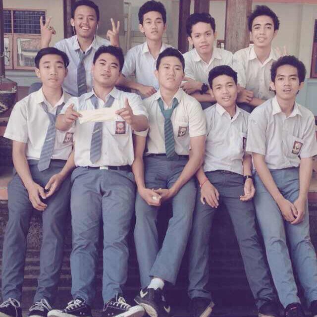 we are the class of the most relaxing an the most ornery ✌️|| IPS (Ikatan Pelajar Sukses) ✌ murid pak made westra