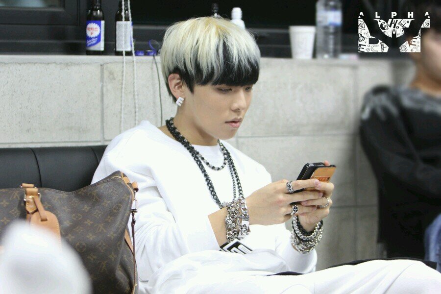 HY_KM_'s profile picture. 니 마음의 순결을 뺏지