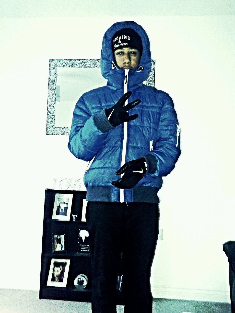 Pin: 7C2DE79C