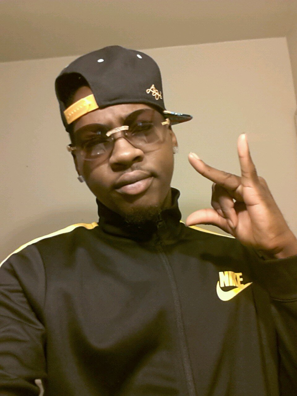 FAMEBOI_MAIN's profile picture. #TeamBrightMo #LandSlide ima #WestSide nigga