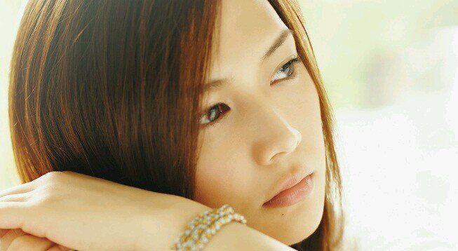YUI専用アカウント  YUI好きな人よろしくお願いします！  総合アカウント@naoya_ex                   神奈川住み高2バスケ部