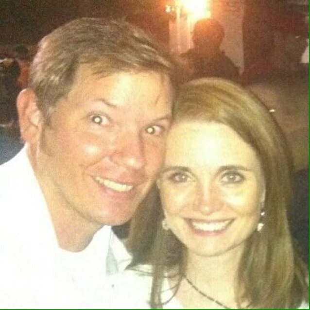 onebizzymommy's profile picture. 