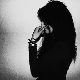 MadameTanni's profile picture. Das Leben ist so komisch intensiv.