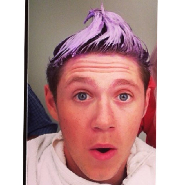 I'm Noni! I'm a HUGE fan of One Direction! :) It's my dream to meet them! :) Saw them in Kansas City on 7/19/13 and St. Louis on 8/27/14