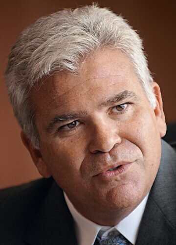 M_Ceschin's profile picture. Médico, com especialização em Adm. em Sistemas de Saúde, Mkt e Finanças pela FGV, e com MBA Executivo em Gestão Avançada pelo INSEAD (França).