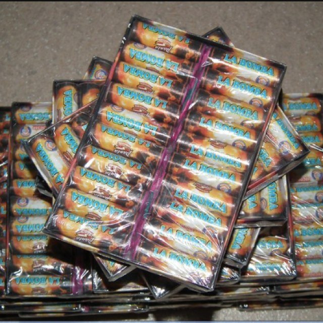 Als je een echte vuurwerk liefheber ben moet je ons volgen. Voor vragen over vuurwerk dm me gewoon