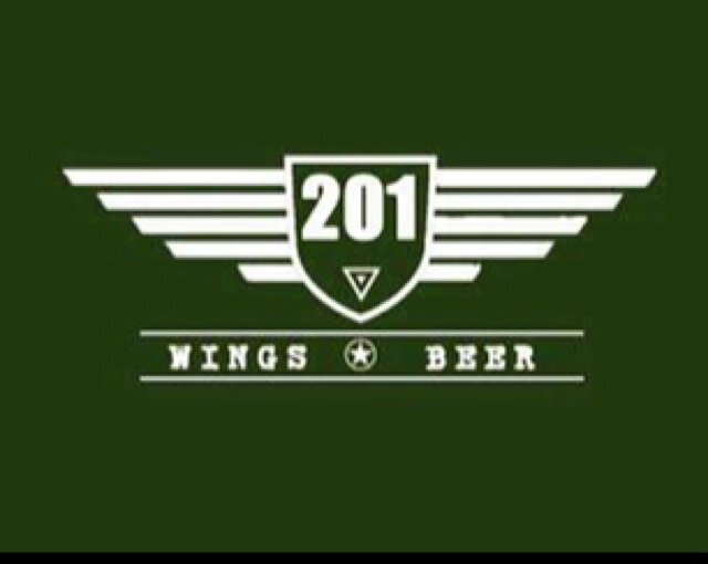 En reconocimiento al Escuadrón Aereo de Pelea Mexicano
Restaurant 201 Wings
Established '2013