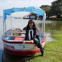 Amo la naturaleza a mi familia a Dios y un buen libro
