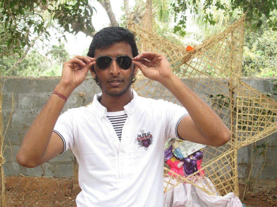 C@@l guy having funny personallity...