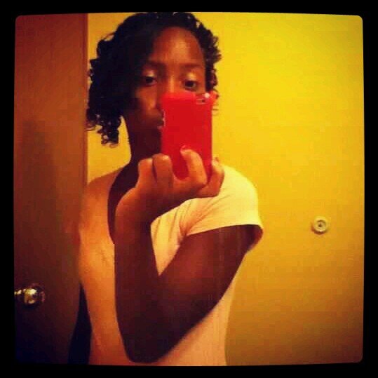 23yrs old...I graduated from MCHS...YAY!...3 it!...#TeamGamecocks #TeamPieces #ClassOf2014 I miss u cuz LJ Parker R.I.P.Married srry..3 u cuz!..w/ all mhy heart