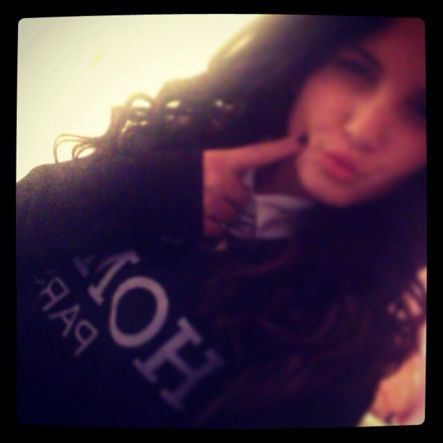 hilaloksuz1's profile picture. 