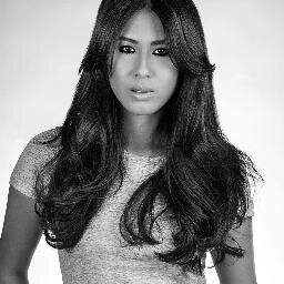 Wardrobe stylist, fashion + beauty writer, cat mom | follow me on Instagram @JenChoyStyle