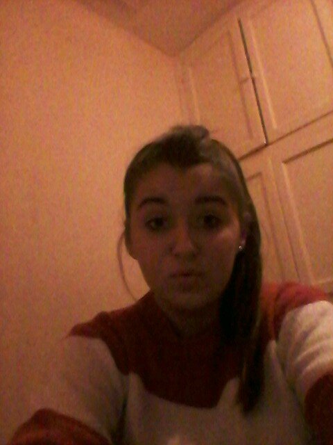 EbonieHoran1's profile picture. I feel like ive got 5 best friends that dont know I exist and if I ever meet them the upsetting thing is ill remember it forever and they wont♥one direction xx