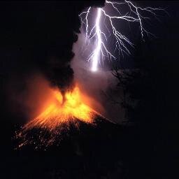 My dream has come true : I'm officially a volcanoe. Yay & Boobs
