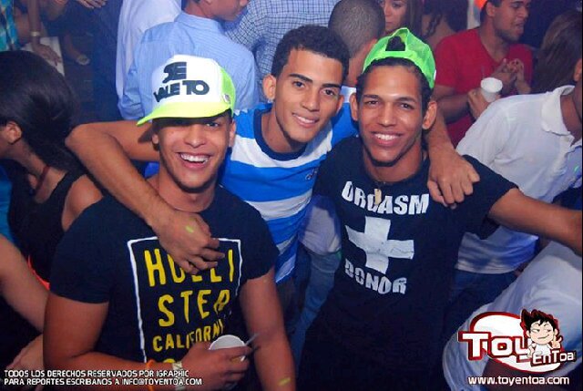 Ce_polox18's profile picture. |i♥۩music|