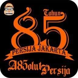 Cinta adalah kegilaan sementara, seperti kata yang tak sempat dikatakan api kepada kayu yang menjadikannya abu.