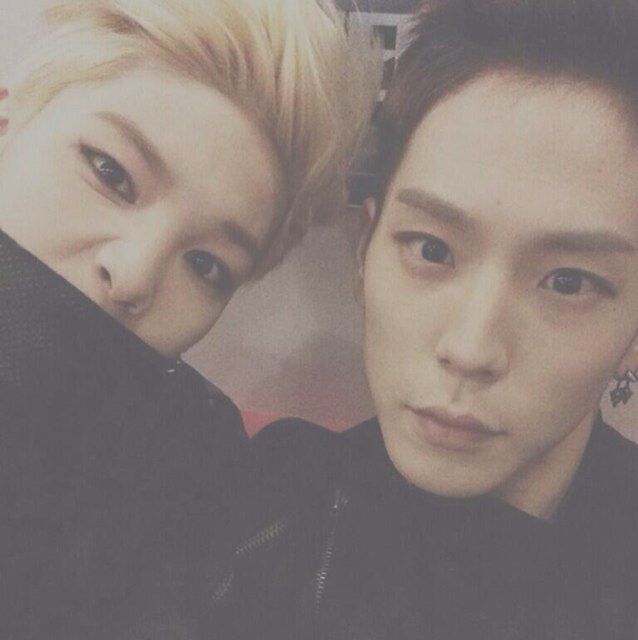 เรียกผมว่าหล่อบอทก็ได้ครับ \(-_-)/ #YAKUZAFAM & ป้ามึน♥︎ 《@xnaeunO7_》