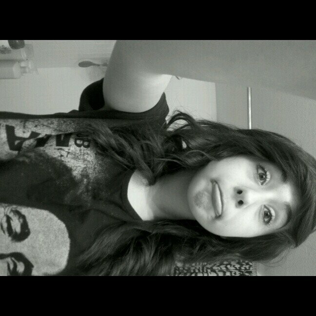 music ~ Bands~ boys ~ life is too short worry live in the moment  ~
~†∞Neverland Bitches∞†~