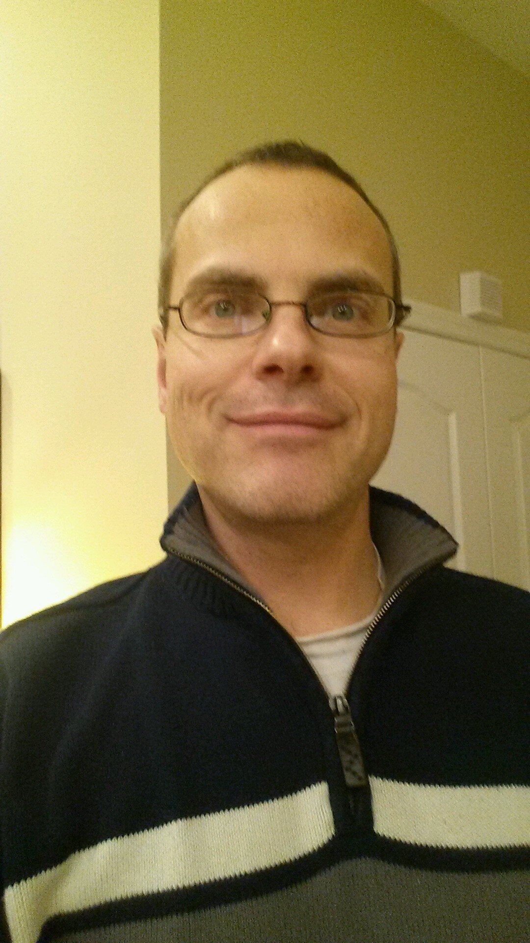 JamesMcLeod32's profile picture. 