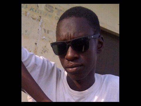 Ahmed650Ali's profile picture. Babes Guy☆ Enjoys Music and Movies☆ #Team Benz ☆ love so many cars★ Enjoys Social life☆ go like my facebook page its so cool http://t.co/8548CRqxHb