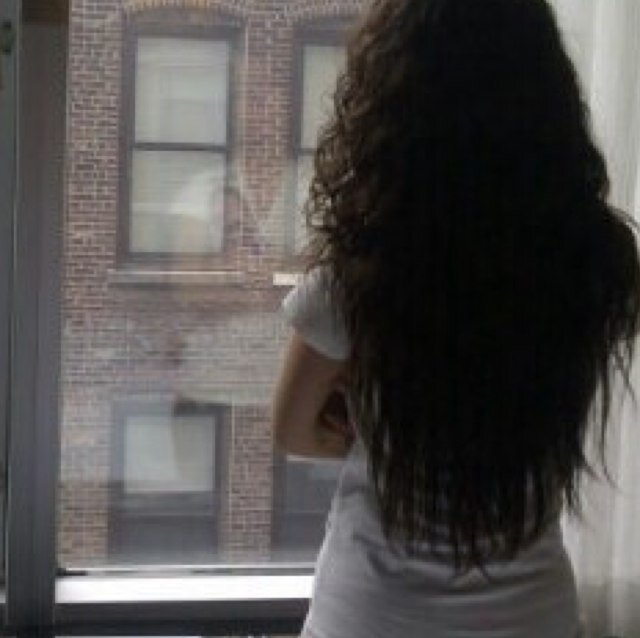 Eng_somi's profile picture. . . مؤمنة جداً بأن للمرء نصيبٌ من إسمه لذلك ؛ سأظّل أَسمو رغم كُل العقبآت