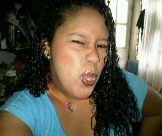 Amiga Confidente, Amante Eterna de la Buena Vibra, budista de ND/ NMRK...Educadora/Poeta/Casi Guitarrista/Recreadora